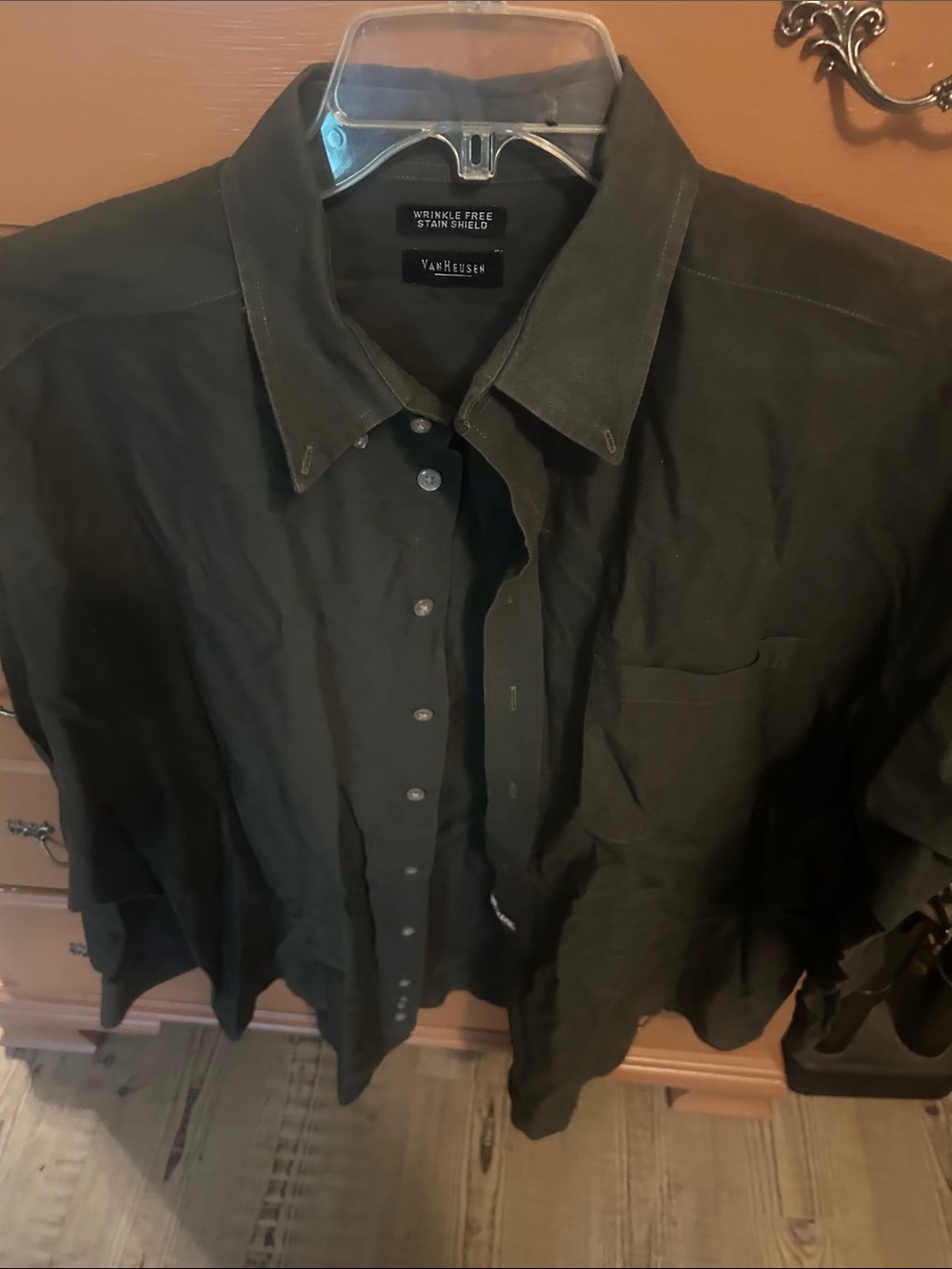 Van Heusen Men's Olive Green Long-Sleeve Dress Shirt